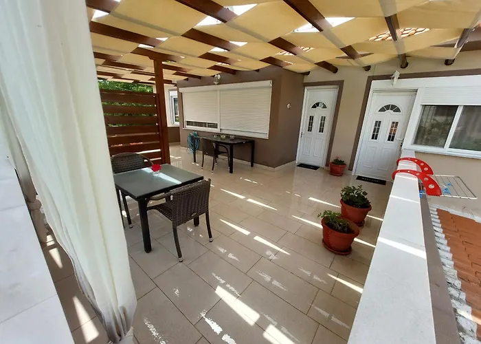 Pavlos Χρυσή Αμμουδιά